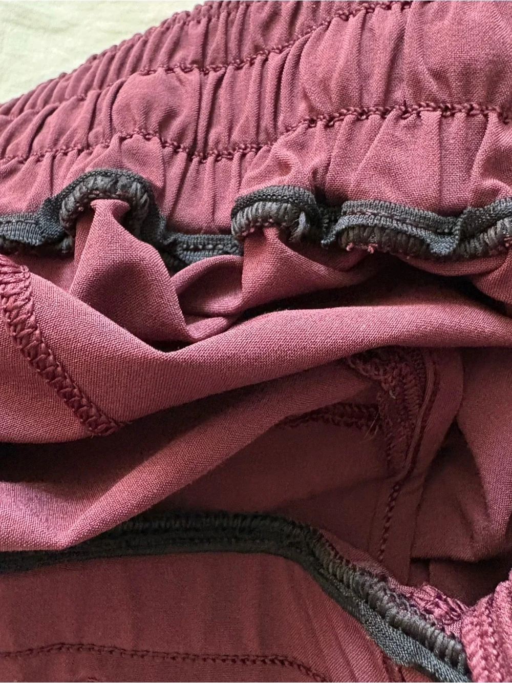 Lululemon Hotty Hot Size 4 Tall 4
